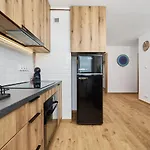 Apartment Stylish Kwiska By Renters Wroclaw