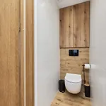 Apartment Stylish Kwiska By Renters *