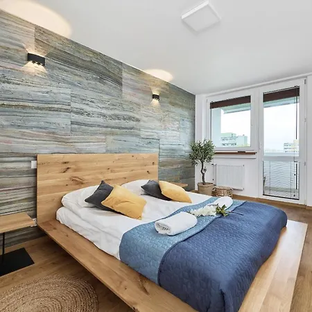 Stylish Kwiska By Renters *