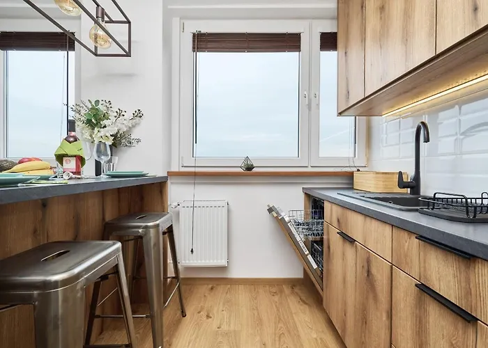 Stylish Kwiska By Renters Apartamento